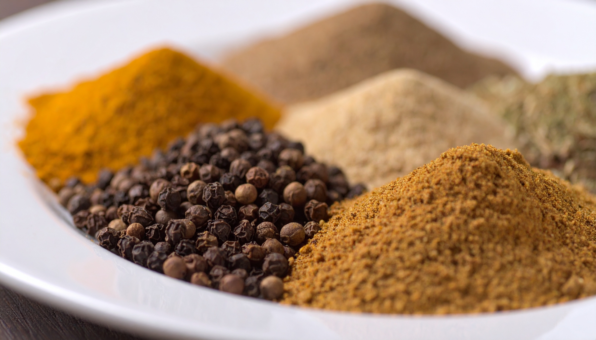 Turmeric powder（ターメリック粉末）